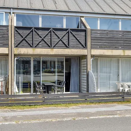 4 Person In Semesterbostad Fanø